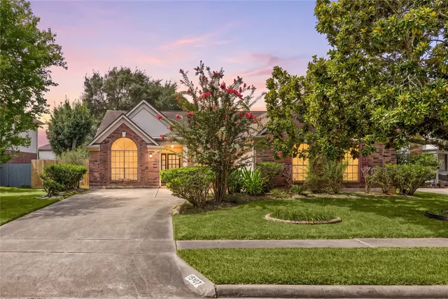 Cheap Providence Sec 4 Real Estate