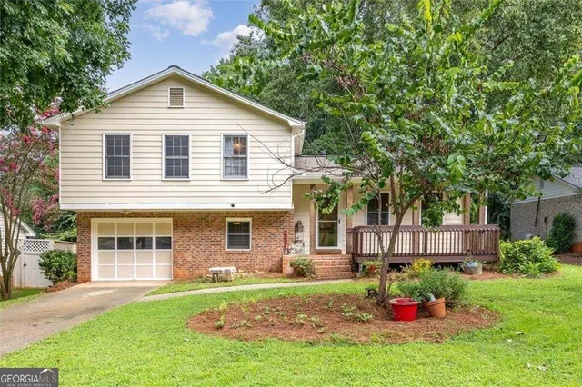 Cheap CLASSIC VILLAGE Real Estate
