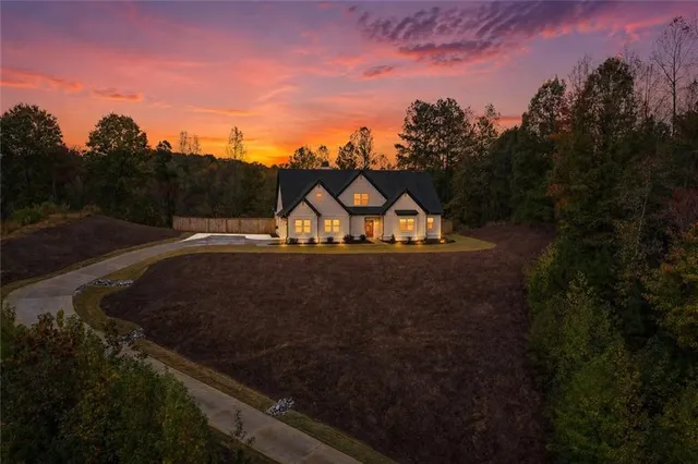 Popular Govenors Preserve Real Estate