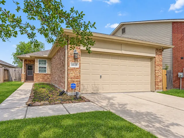 Popular Hidden Mdw Sec 3 Real Estate