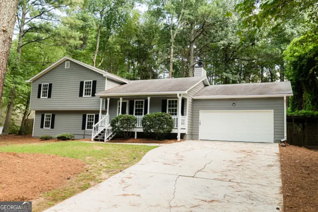 Popular Stonehenge Crossing Real Estate