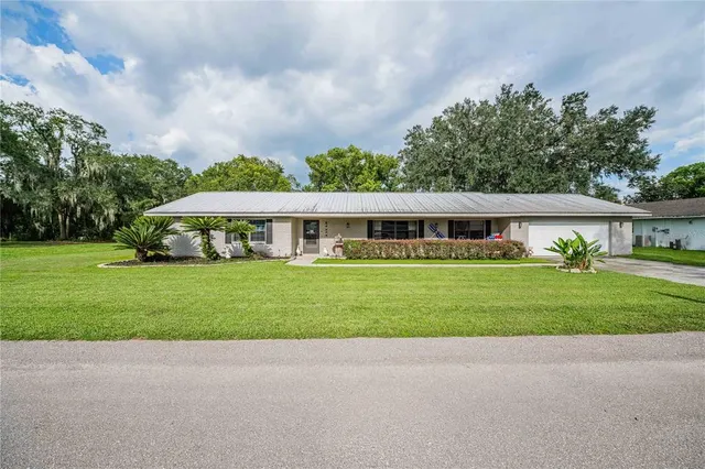 Cheap EXECUTIVE ESTATES Real Estate