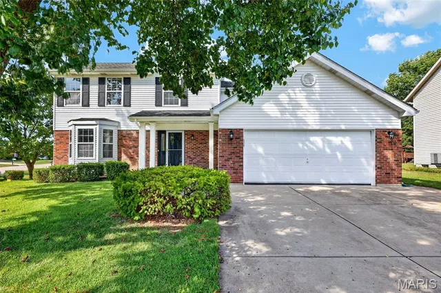 Popular Green Forest Estate Real Estate