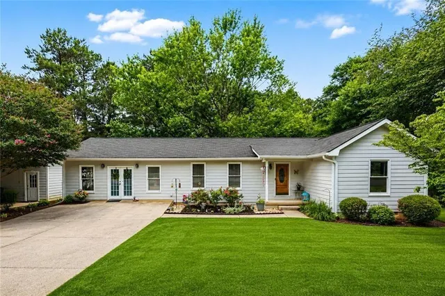 Popular TALLAPOOSA BLUEBIRD LANE Real Estate