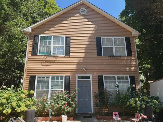 Popular Shorewood Real Estate
