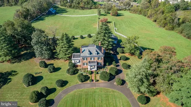 Expensive Town Of Orange Real Estate