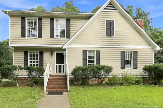 Popular Westlake Downs Real Estate