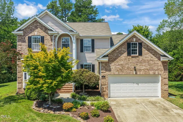 Popular Lakehurst Pointe Real Estate