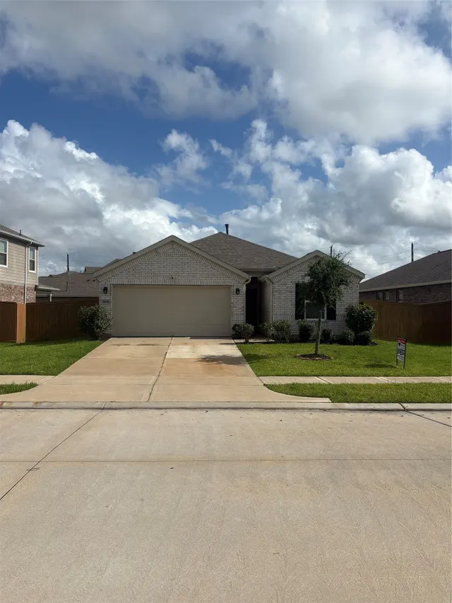 Cheap SIERRA VISTA WEST Real Estate