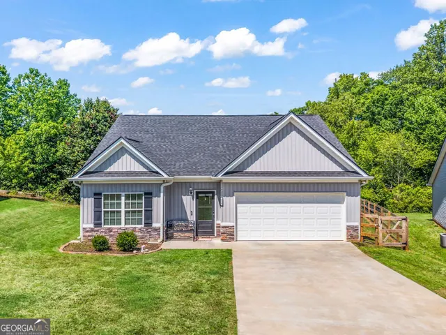 Expensive HIGHLAND POINTE SUB Real Estate