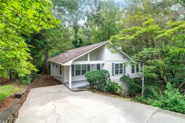 Popular McGinnis Property Real Estate