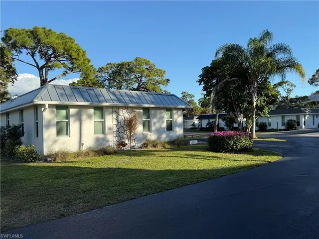 Cheap ROYAL ARMS VILLAS Real Estate