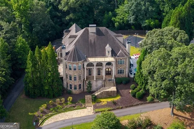 Expensive Broadwell Manor Real Estate