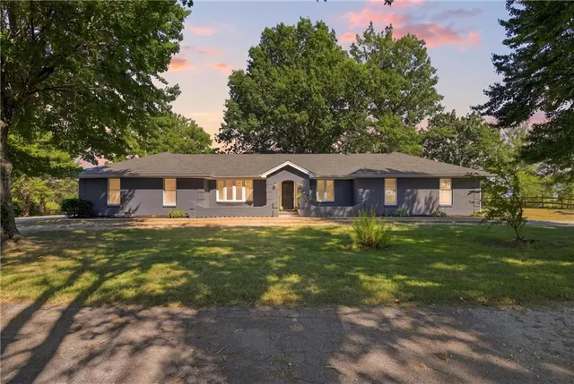 Popular Rambling Oaks Real Estate