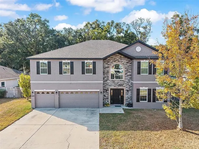Popular NEWBERRY OAKS PH 8 Real Estate