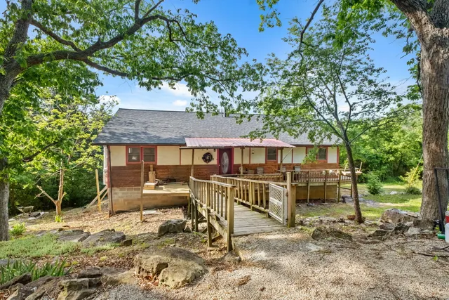 Popular Chain O Lakes 2 Real Estate
