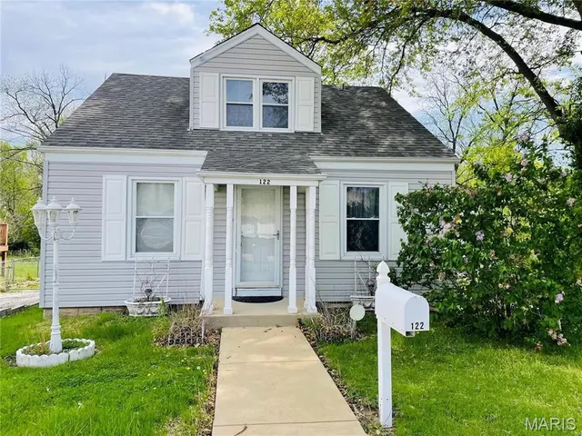 Popular Linden Terrace Real Estate