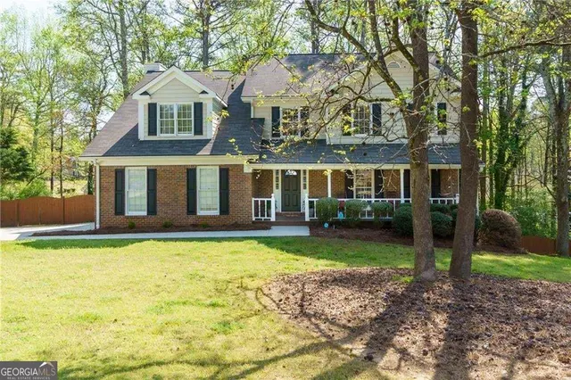 Popular Perrin Oaks Real Estate