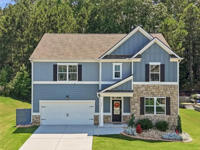 Popular Oakhurst Glen Real Estate