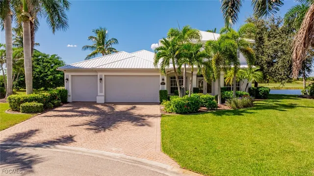 Popular CAPE ROYAL Real Estate