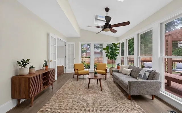Popular Eagle Crossing Real Estate