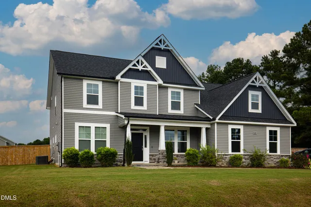 Popular Oak Hill Farms Real Estate