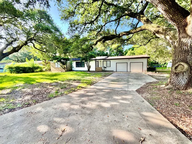Expensive Oaklawn 2 Real Estate
