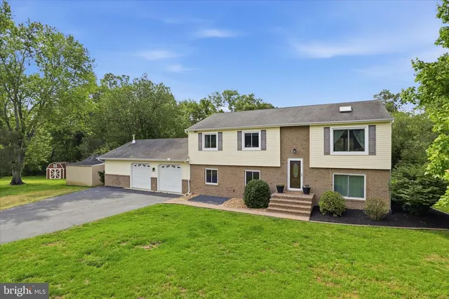 Popular Grapewood Estates Real Estate