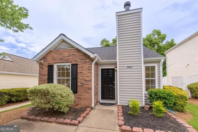 Cheap VILLAGE AT ALBION FARM Real Estate