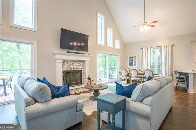 Expensive Riverbend Ests Real Estate