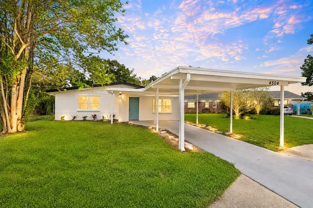 Popular NORTHVIEW HILLS UNIT 4 Real Estate