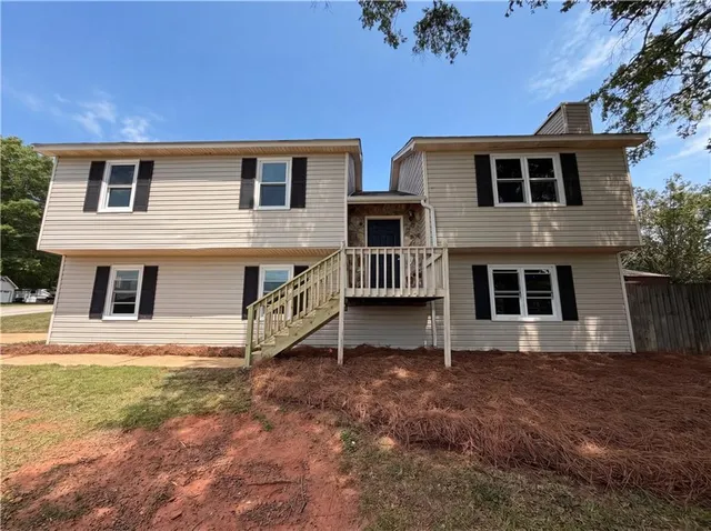 Popular Pebble Brook Estate Real Estate