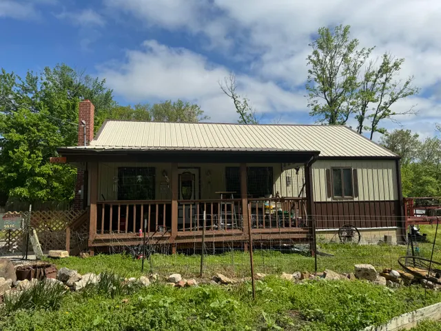 Cheap Higbee Real Estate