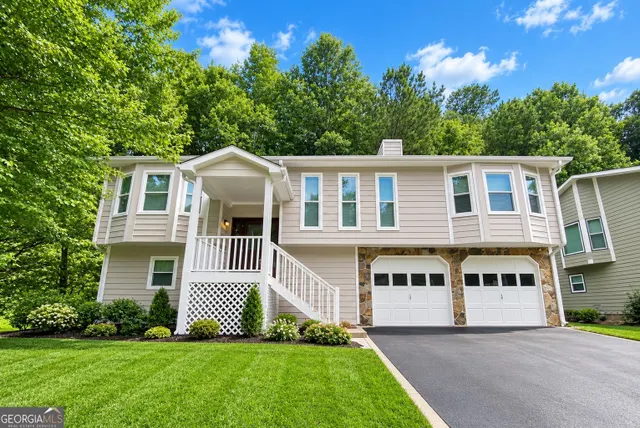 Expensive Brooktree Downs Real Estate