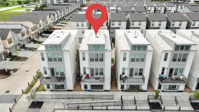 Popular Centro Sec 1 Real Estate