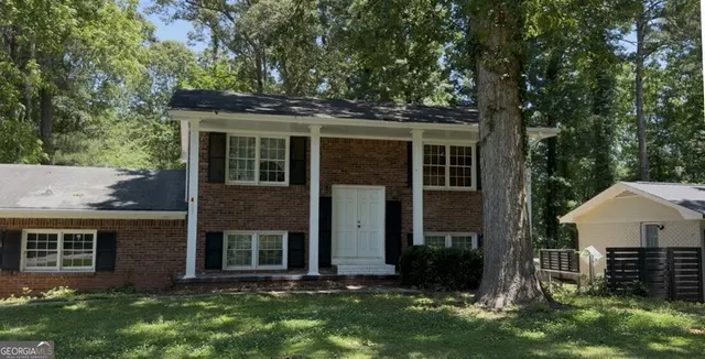 Expensive Elmco Estates Real Estate