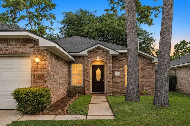 Popular Village Indian Trails Real Estate