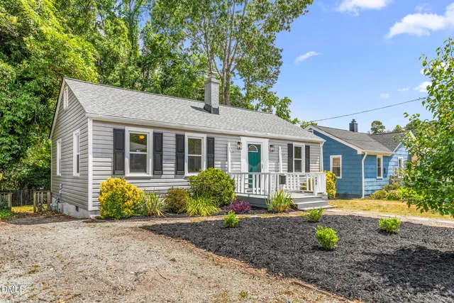 Popular Colonial Village Real Estate