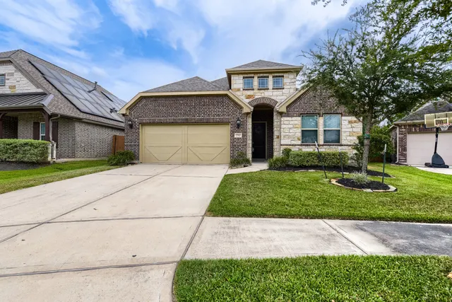 Popular Harmony Vlg Sec 9 Real Estate