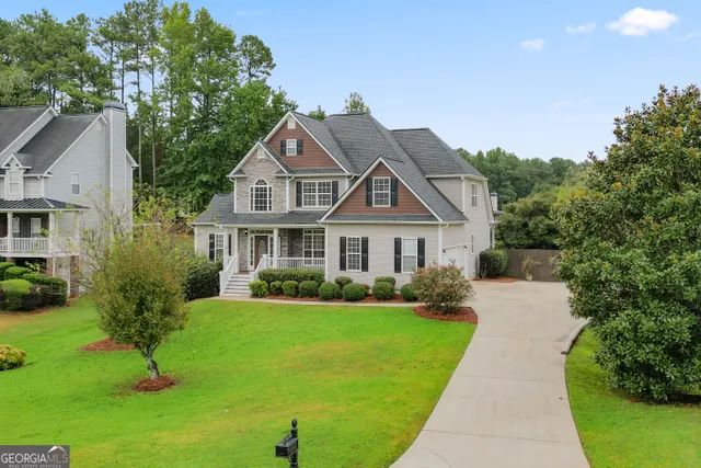 Expensive BARRINGTON CHASE Real Estate