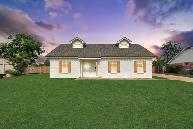 Expensive Sharpstown Country Club Terrac Real Estate