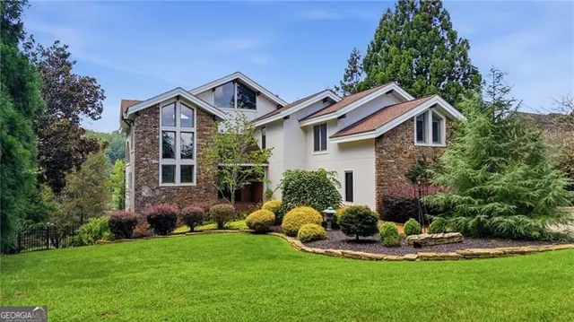 Expensive Cherokee Forrest Real Estate