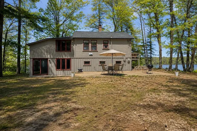 Popular Lovell Lake Real Estate