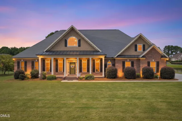 Popular Morrison Manor Real Estate