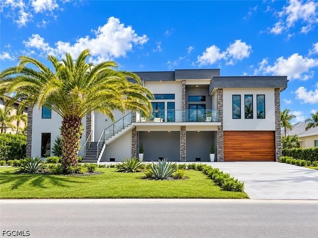 Expensive FN08 - North Fort Myers Area Real Estate