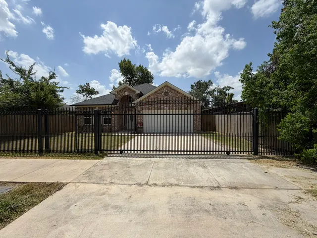 Popular Kentshire Place Sec 03 Real Estate