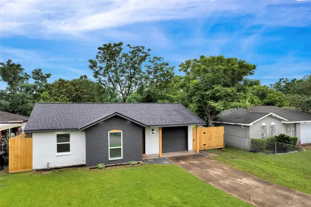 Expensive South Acres Estates Sec 08 Real Estate