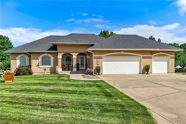 Popular Ridge Crest Real Estate