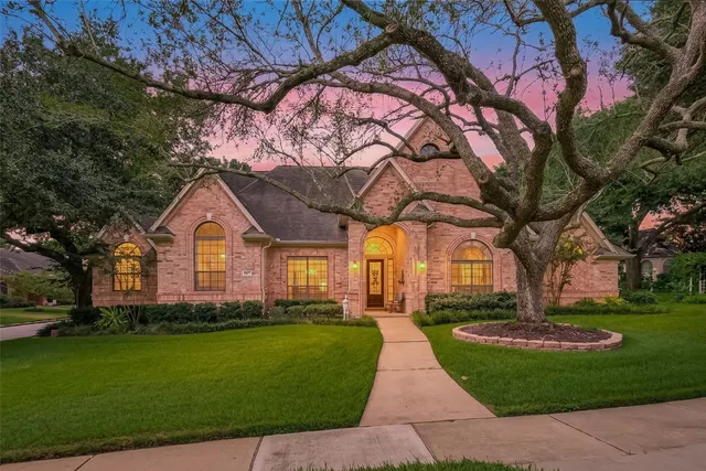 Cheap Weston Lakes Real Estate