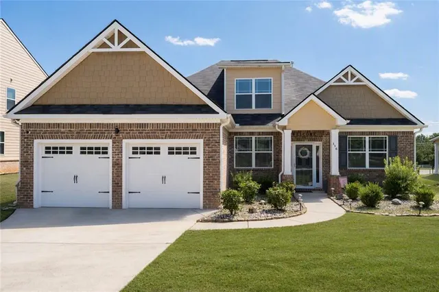 Cheap THE GATES AT PATES CREEK Real Estate